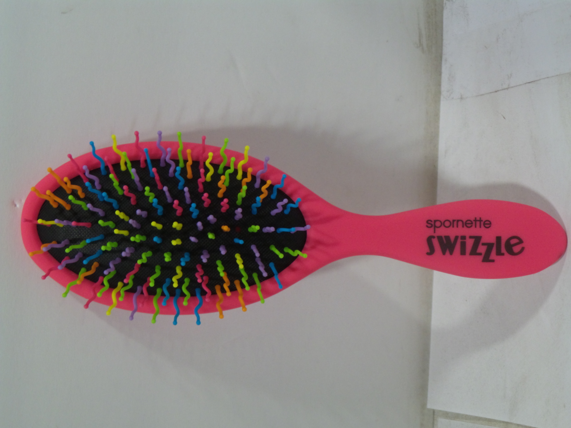 Spornette Swizzle Cushioned Oval Shape Detangling Hair Brush Pink